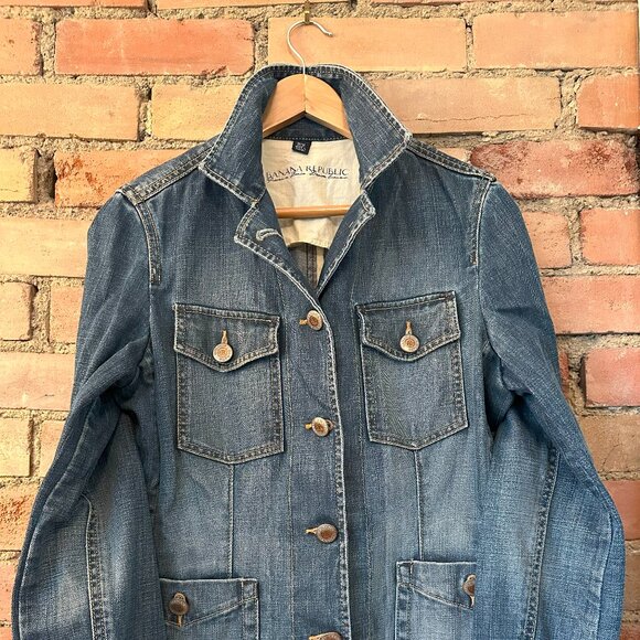 Banana Republic Premium Denim Jacket – Vintage-Inspired Distressed Blue Jean - Picture 4 of 7